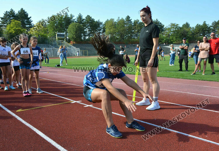 Близо 270 млади атлети се включиха в турнир в Хасково