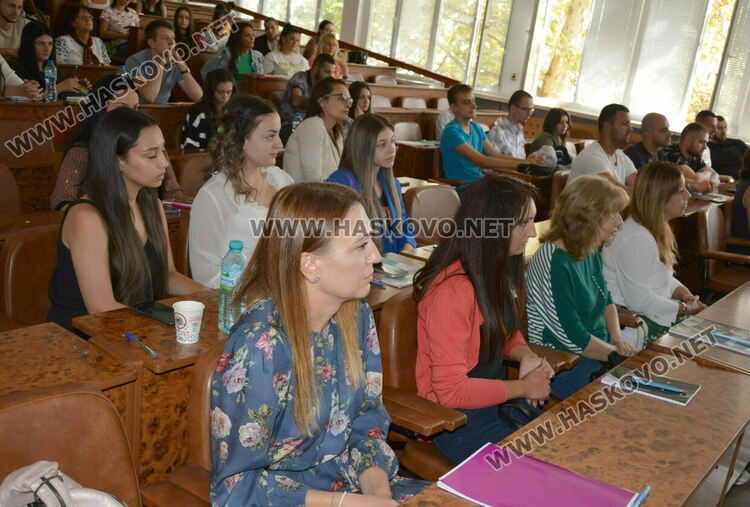 УНСС-Хасково откри академичната година със 710 студенти