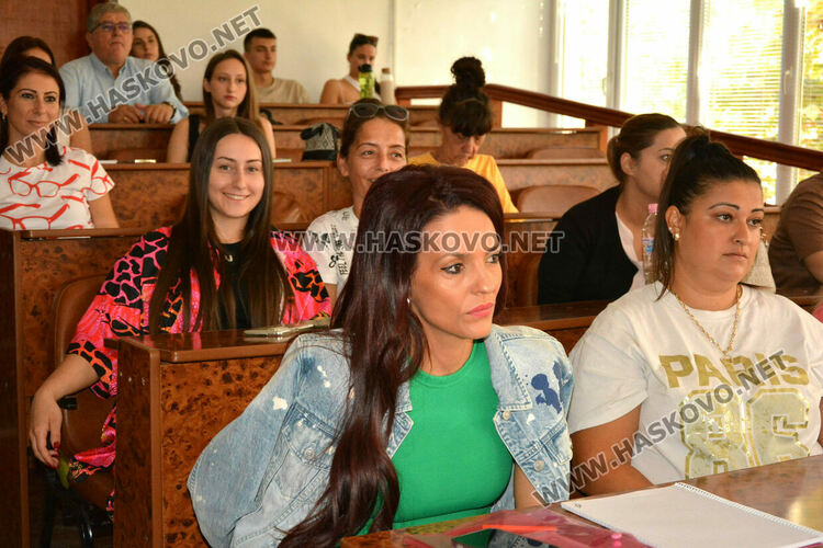 УНСС-Хасково откри академичната година със 710 студенти