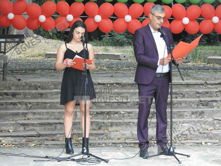  БСП откри кампанията си за местните избори в Кърджалийско, млади и стари са един до друг „За по-добър живот”