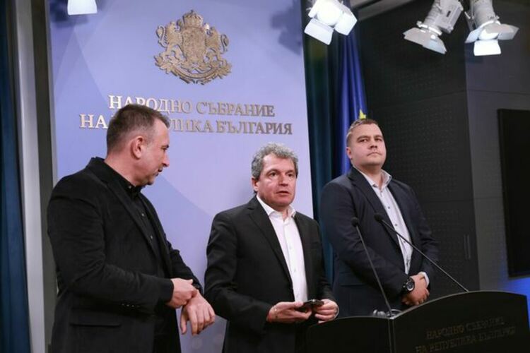 ИТН: Икономическа полиция издирва хора от протестите, докато текат разговорите в парламента