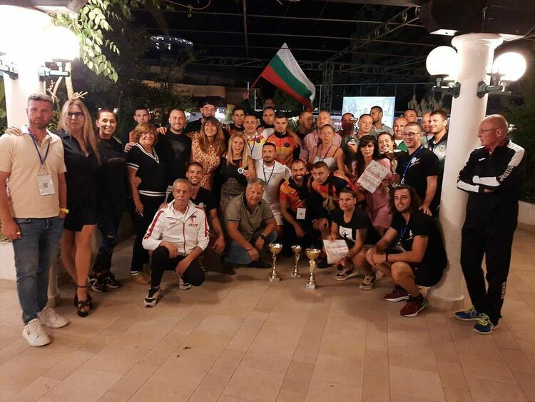 Златни и сребърни призове в 4 вида спорт завоюваха спортистите от РК „Спорт и здраве” – Кърджали на работнически фестивал в Черна гора