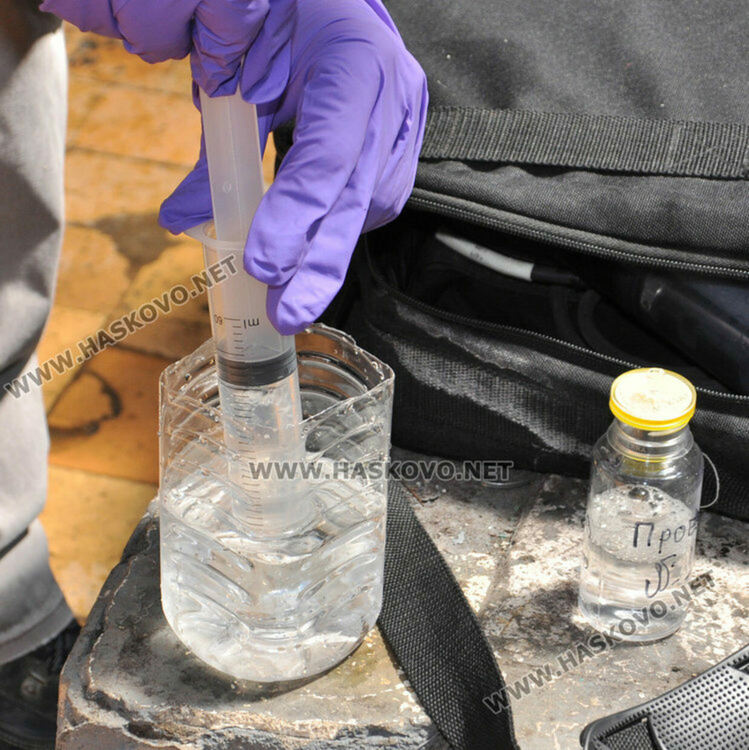 Водата в Конуш и Тракиец е забранена за пиене и готвене