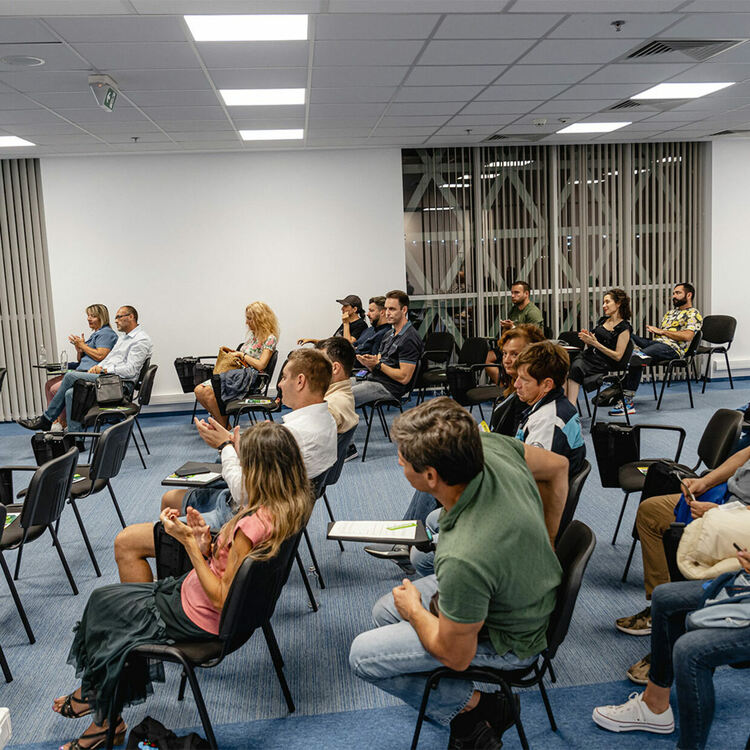 Как с енергийните общности можем да постигнем енергийна независимост?