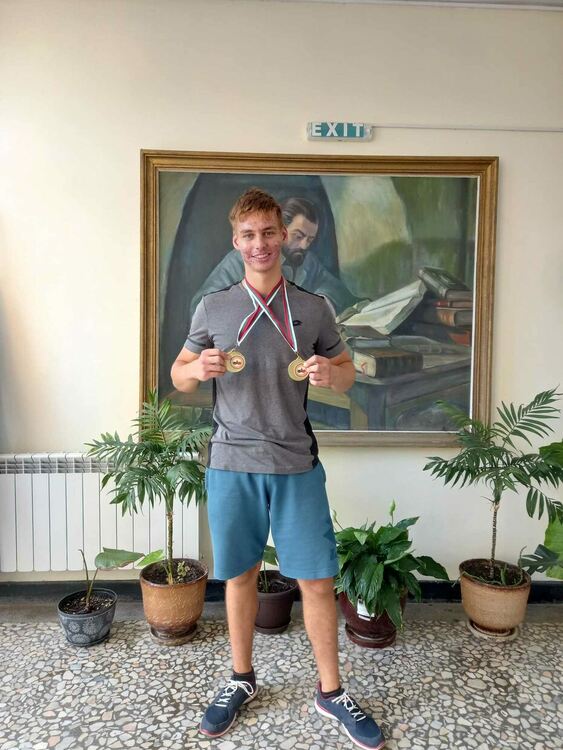 Два златни медала за Кирил Комитов от "Паисий" на турнир по канадска борба