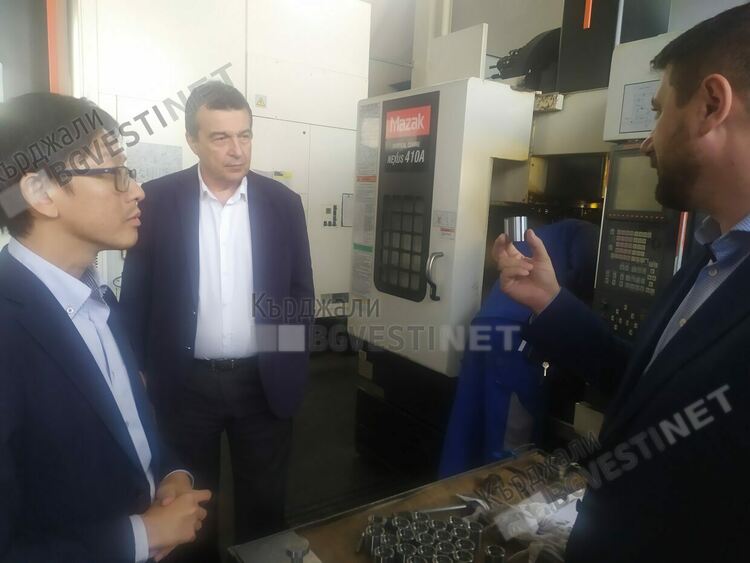 Машиностроителната компания &bdquo;Кяшиф&rdquo;работи с последно поколение металообработващи машини, купува най-доброто от &bdquo;Мазак&rdquo;