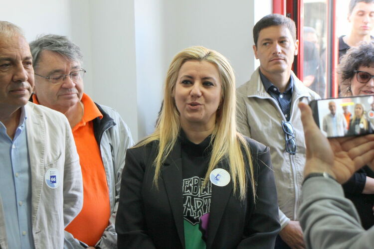 6 кандидати с № 66 за Димитровград представи „Демократична България“