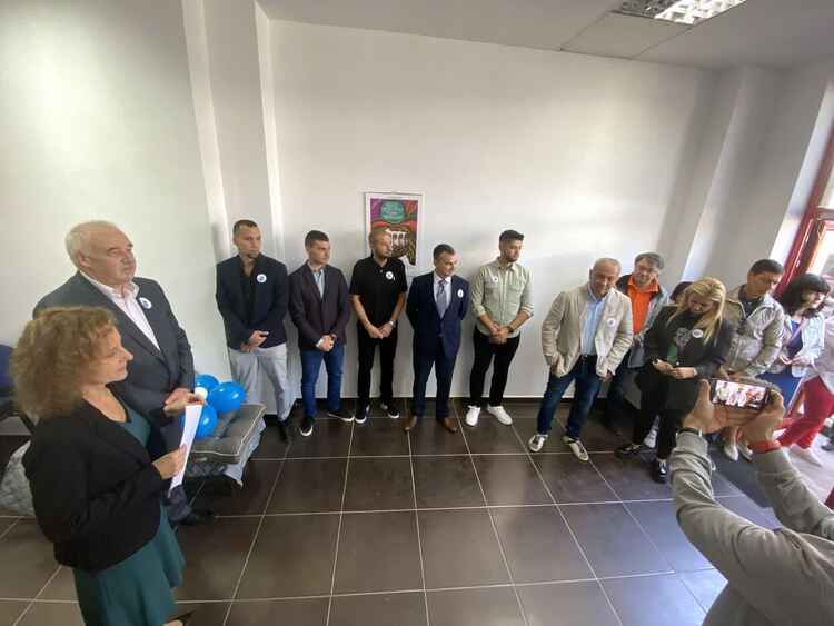 6 кандидати с № 66 за Димитровград представи „Демократична България“