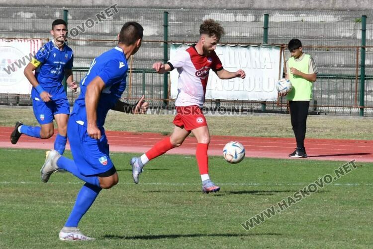 “Саяна Хасково” нанесе първа загуба на “Спартак”