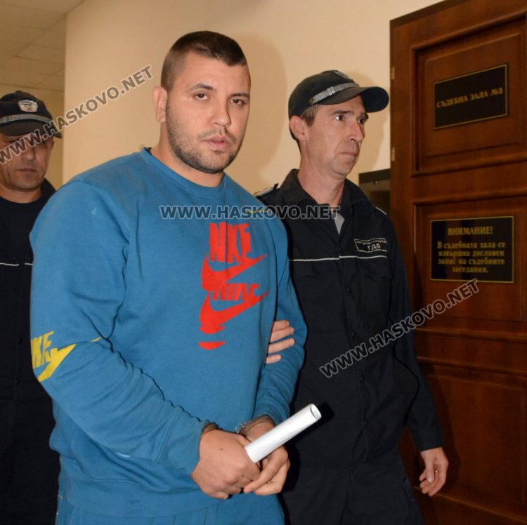 Домашен арест за хасковлия, обвиняем за държане на марихуана