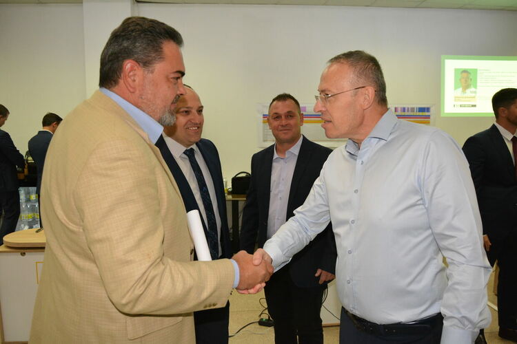 Кандидатите за съветници от „Спаси Хасково“ – „Ние идваме“ с идеи за справяне с пътния трафик и обновления