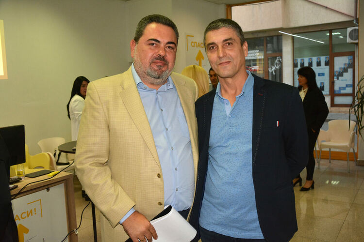 Кандидатите за съветници от „Спаси Хасково“ – „Ние идваме“ с идеи за справяне с пътния трафик и обновления