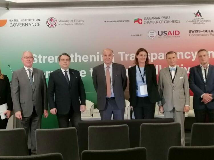 Асен Василев: Корупцията у нас е пуснала дълбоки корени и борбата ще е трудна и продължителна