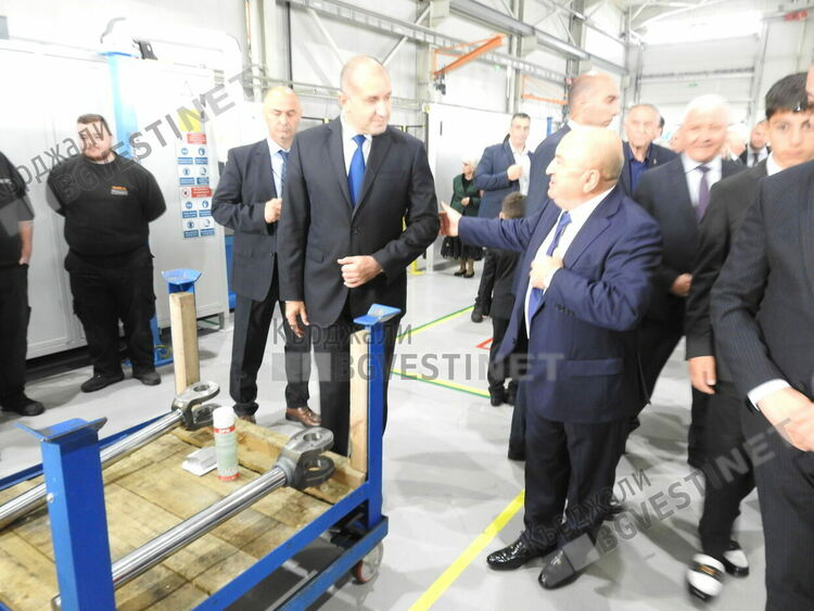 Президентът Румен Радев в Джебел:Фирма „Кяшиф” е компания на бъдещето!