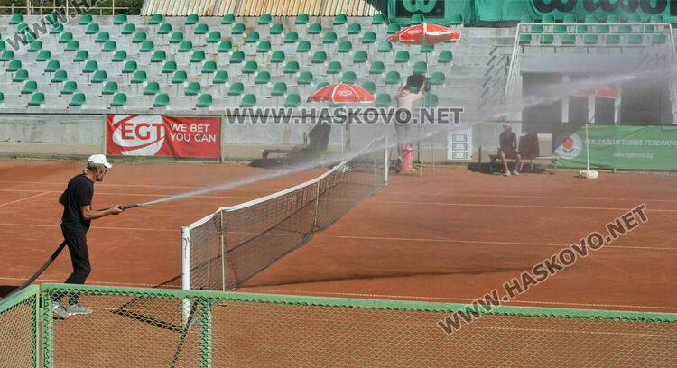 Кристиян Стефанов и Рая Маркова триумфираха на тенис турнир в Хасково