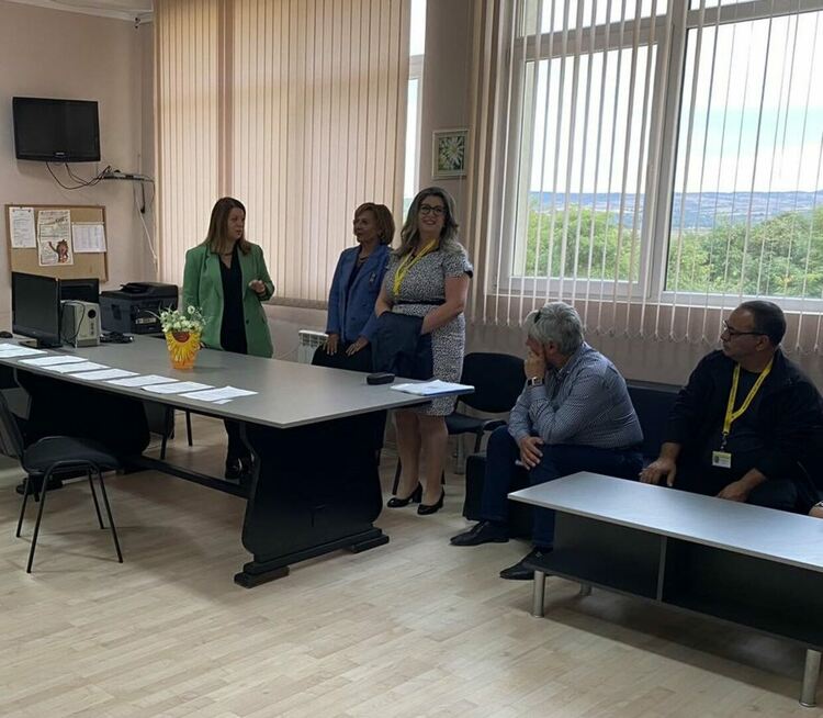 Ученици от харманлийското ОУ „Иван Вазов“ с тренинги за реакция с терористична атака