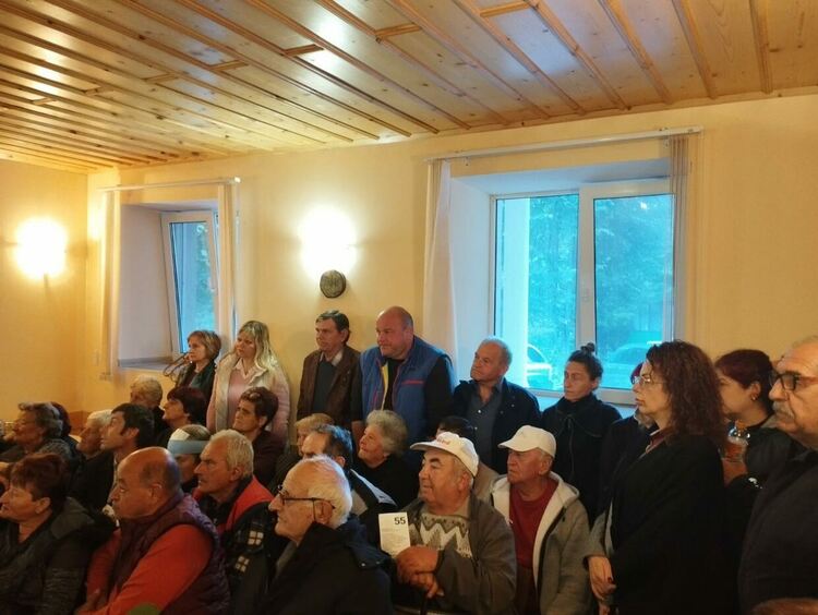 Стефан Сабрутев в Левочево: Не чакам подкрепа от партиите, а от жителите на община Смолян