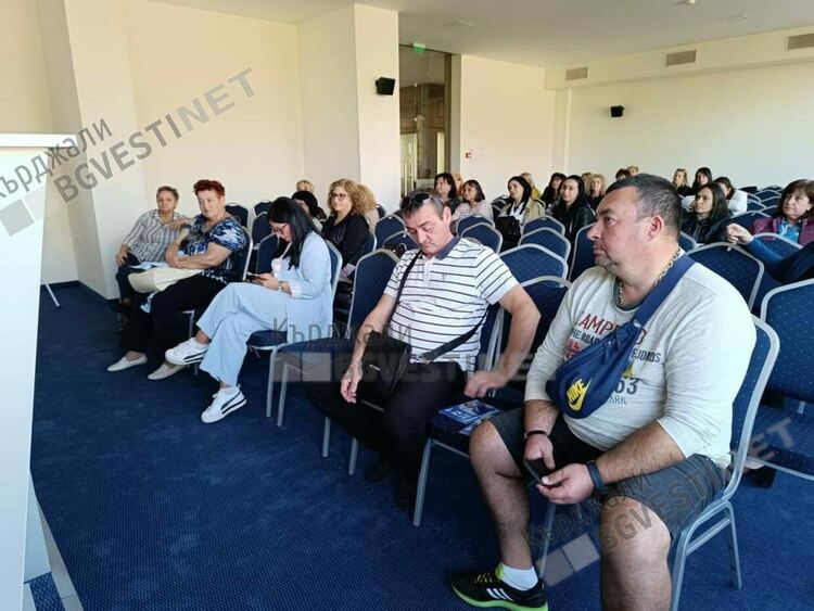 Кандидатът за кмет на Кърджали Никола Чанев от ГЕРБ се срещна  с актива на КНСБ