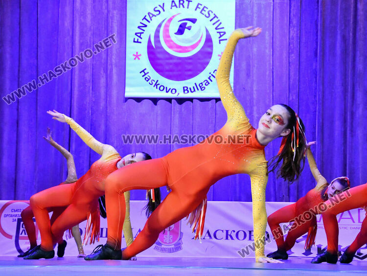 600 таланти се включиха в Арт фестивал „Фантазия“ в Хасково