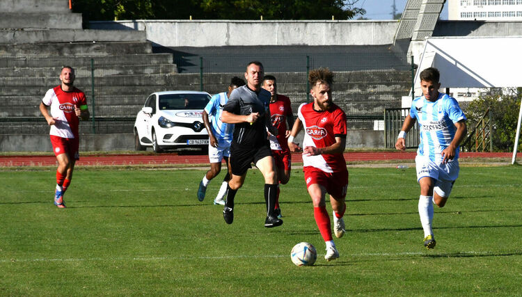 Десетима от „Созопол“ препънаха „Саяна Хасково“