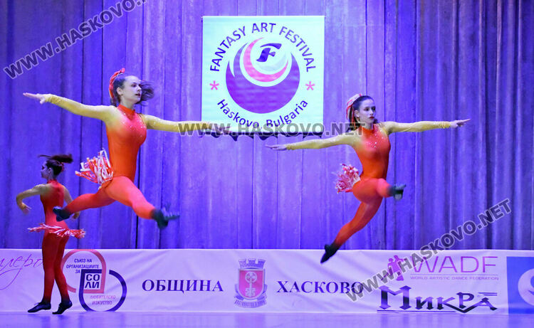 600 таланти се включиха в Арт фестивал „Фантазия“ в Хасково