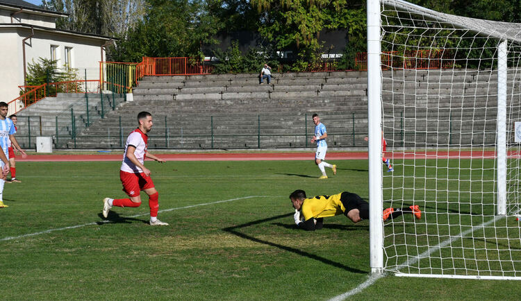 Десетима от „Созопол“ препънаха „Саяна Хасково“