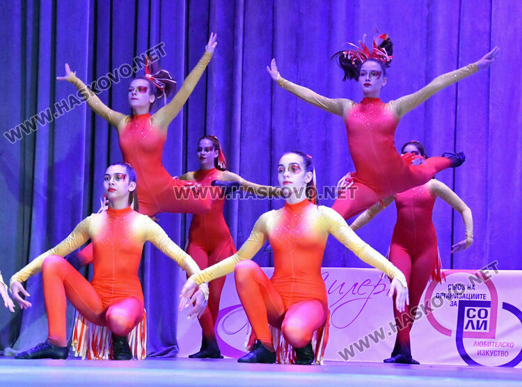 600 таланти се включиха в Арт фестивал „Фантазия“ в Хасково