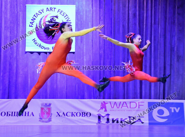 600 таланти се включиха в Арт фестивал „Фантазия“ в Хасково