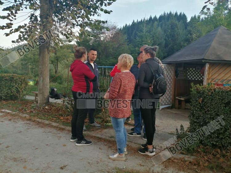 Живеещи на ул. "Димитър Благоев" излязоха на спонтанен протест