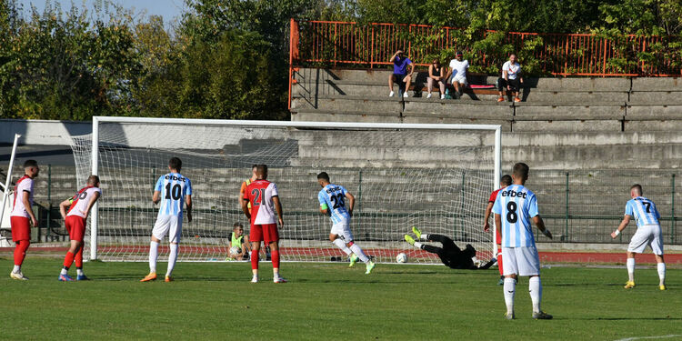 Десетима от „Созопол“ препънаха „Саяна Хасково“