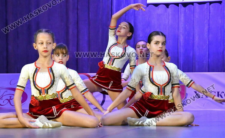 600 таланти се включиха в Арт фестивал „Фантазия“ в Хасково