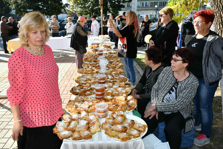Столицата на тиквите с. Горски извор празнува 