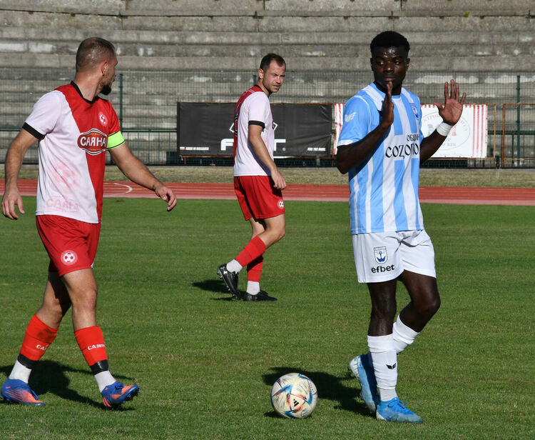 Десетима от „Созопол“ препънаха „Саяна Хасково“