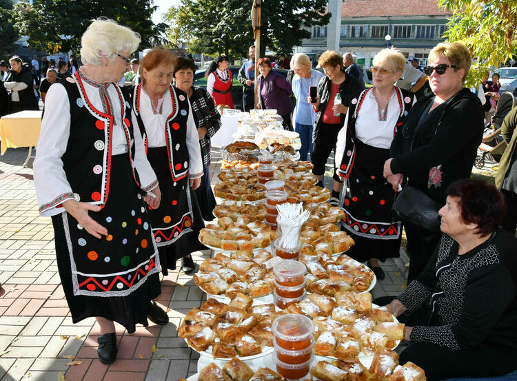 Столицата на тиквите с. Горски извор празнува 
