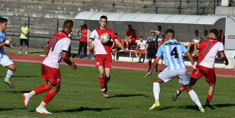 Десетима от „Созопол“ препънаха „Саяна Хасково“