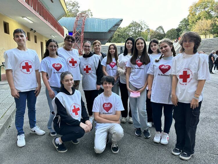 Хиляди пяха и танцуваха на концерта с Миро и Martinna в подкрепа на донорството