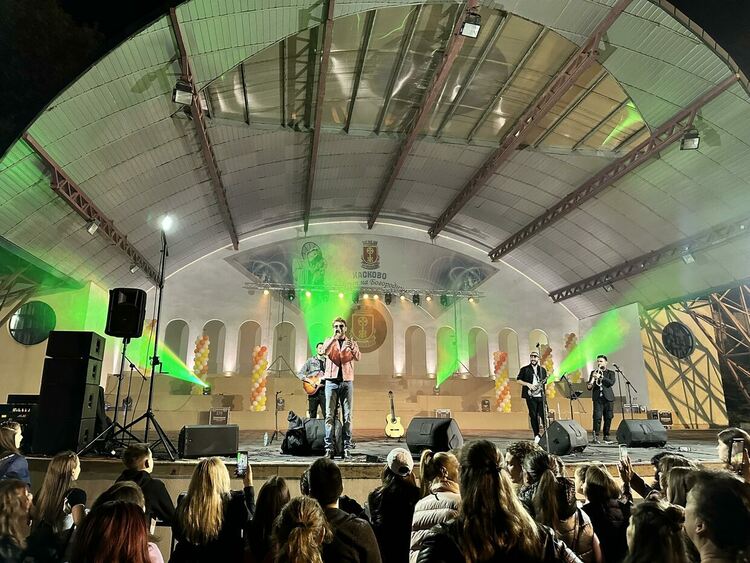 Хиляди пяха и танцуваха на концерта с Миро и Martinna в подкрепа на донорството