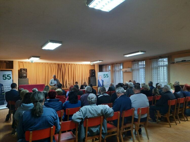 Жители на Устово: Като доведено дете на града сме, 12 години Общината ни пренебрегва