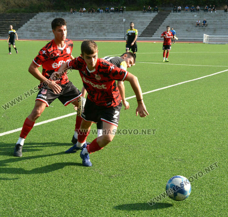 “Хасково 2022” и “Свиленград” не се победиха в дерби мач