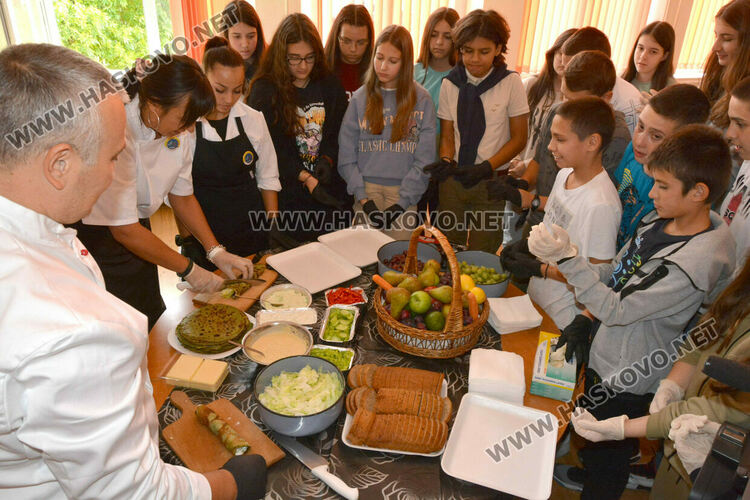 Топ готвачи и учениците им развенчаха мита, че децата не харесват здравословни храни