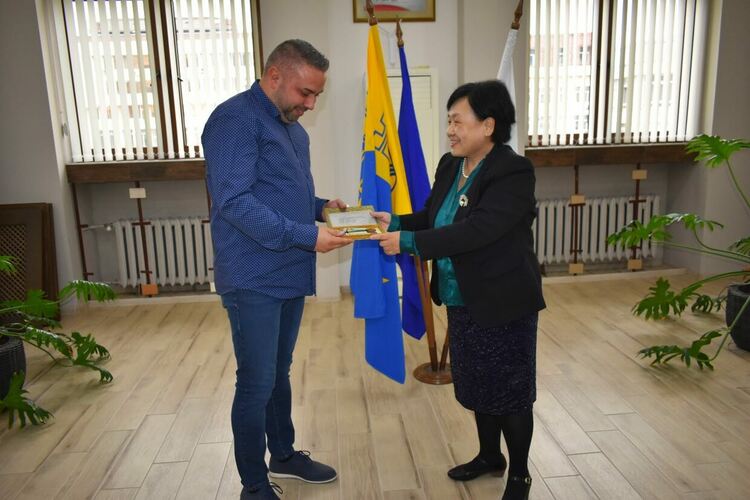 Делегация от Китай посети община Асеновград 