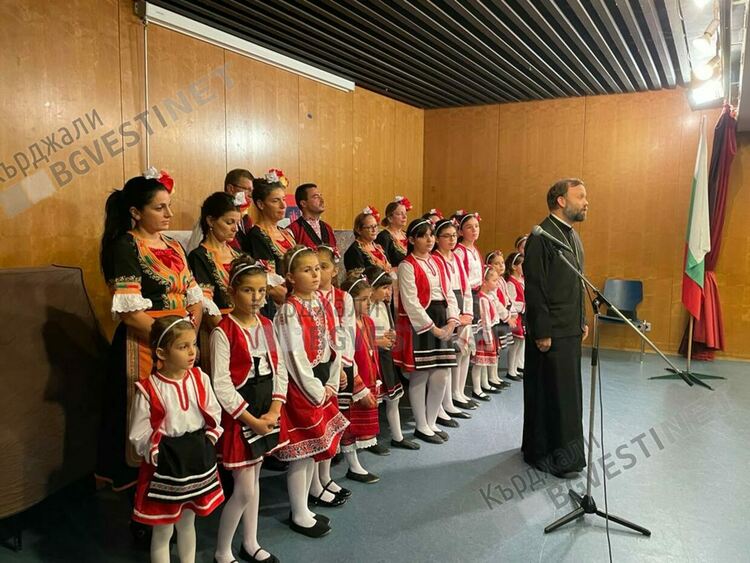 Празник на българския дух и култура в Хамбург, наградиха кърджалийката Христина Въчева