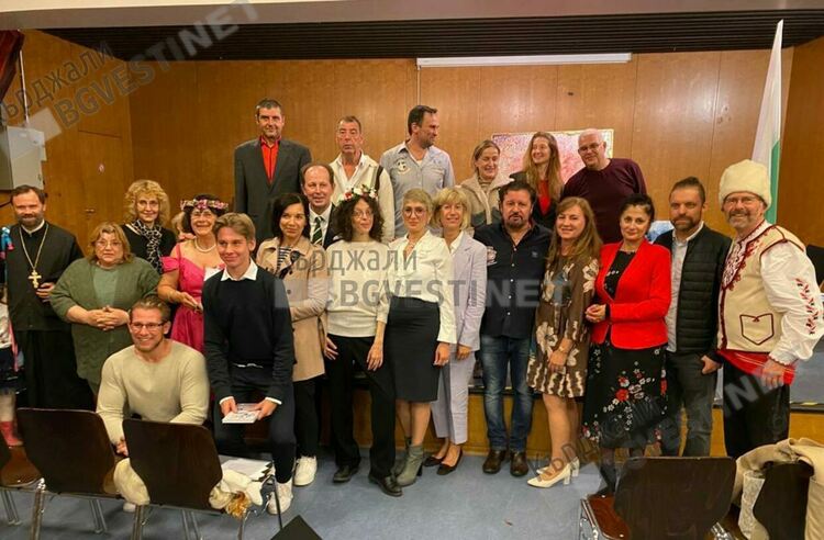 Празник на българския дух и култура в Хамбург, наградиха кърджалийката Христина Въчева