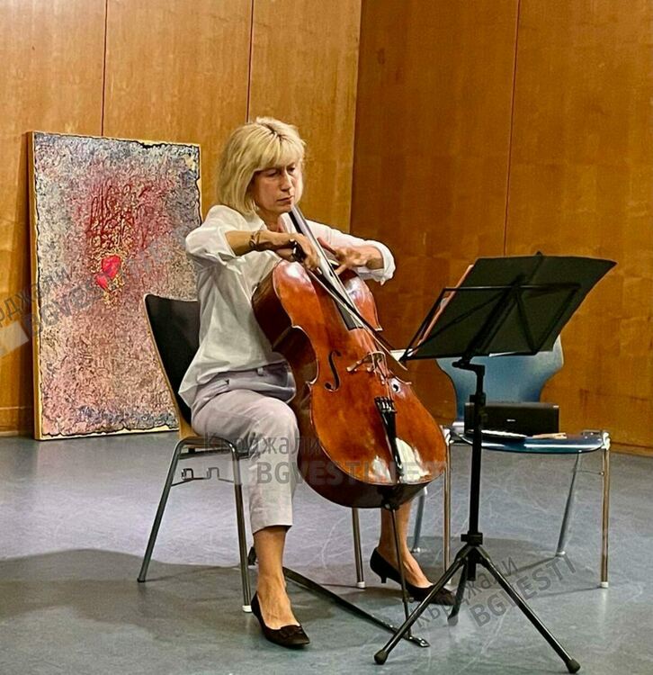 Празник на българския дух и култура в Хамбург, наградиха кърджалийката Христина Въчева