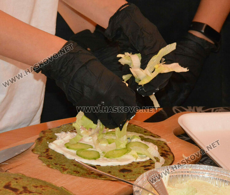 Топ готвачи и учениците им развенчаха мита, че децата не харесват здравословни храни