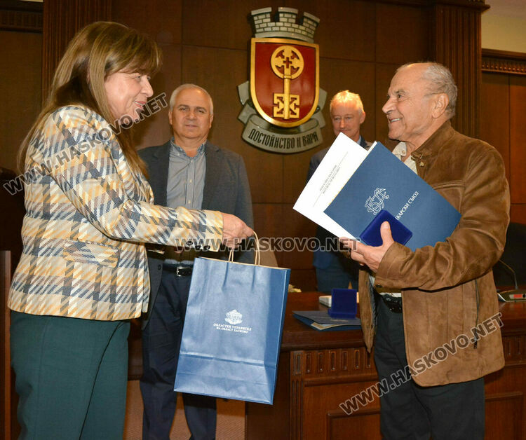 Четирима медици от Хасково с отличие "Лекар на годината"