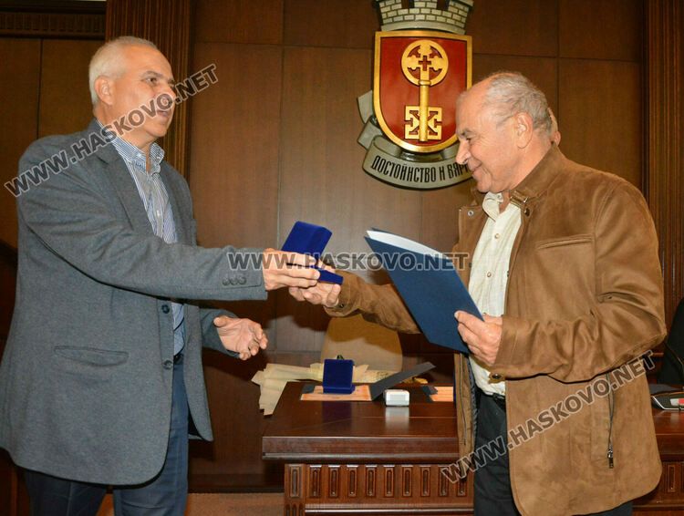 Четирима медици от Хасково с отличие "Лекар на годината"