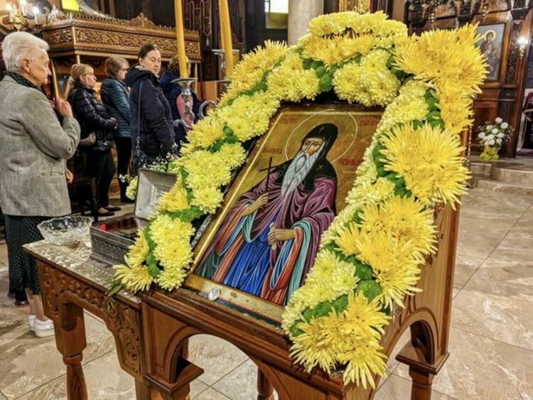 Тържествена света литургия бе обслужена в храм „Свети Иван Рилски“ по повод празника на светеца и деня на град Перник