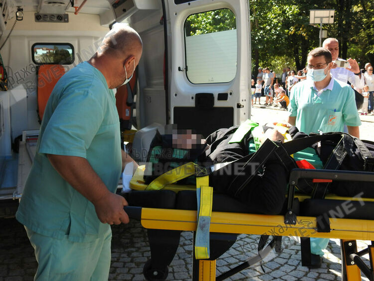 Катастрофа с двама пострадали на пътя за Маказа