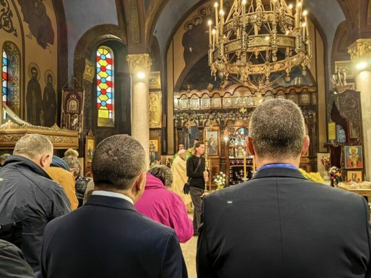 Тържествена света литургия бе обслужена в храм „Свети Иван Рилски“ по повод празника на светеца и деня на град Перник